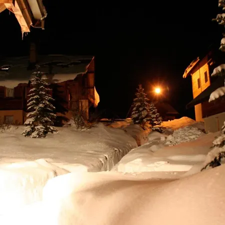 Le Hameau Des Chazals Hautes Alpes