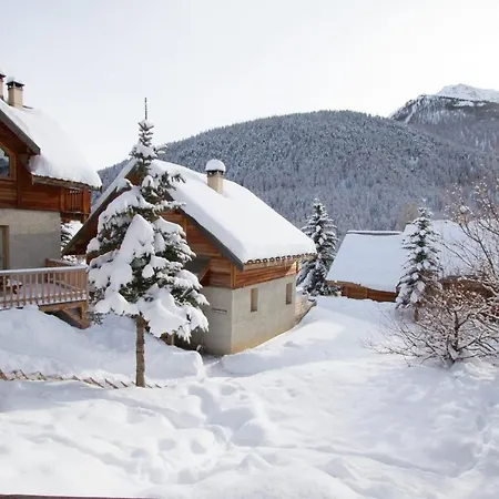 Le Hameau Des Chazals Hautes Alpes Chalet Nevache